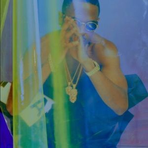 Meet your Posher, Alara